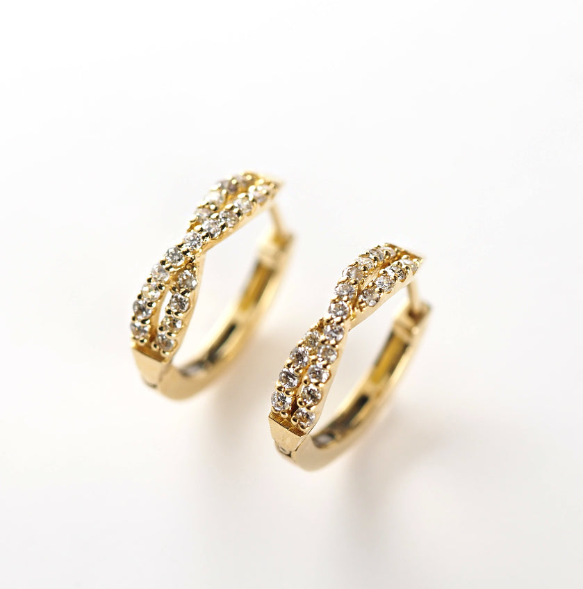 ピアス