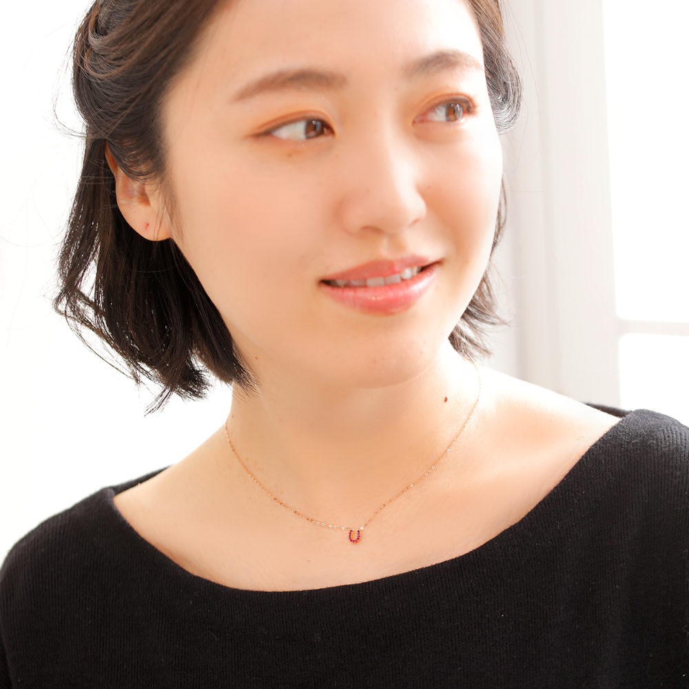 K10 Horseshoe / ホースシュー ルビー ネックレス|山梨県甲府市の K10 Horseshoe / ホースシュー ルビー ネックレス|山梨県甲府市の
