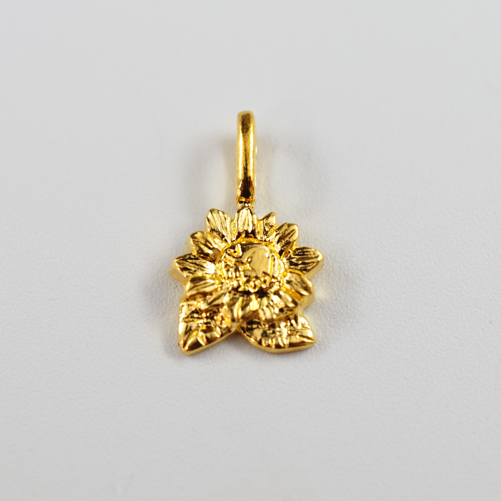 K24 pure gold flower/フラワーペンダント|MITUREの純金ひまわりモチーフが明るく華やぐペンダントトップ
