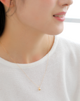 K18 Drop/ドロップ ネックレス MITURE ミチュール 雫モチーフネックレス モデル正面写真|山梨県甲府のジュエリー