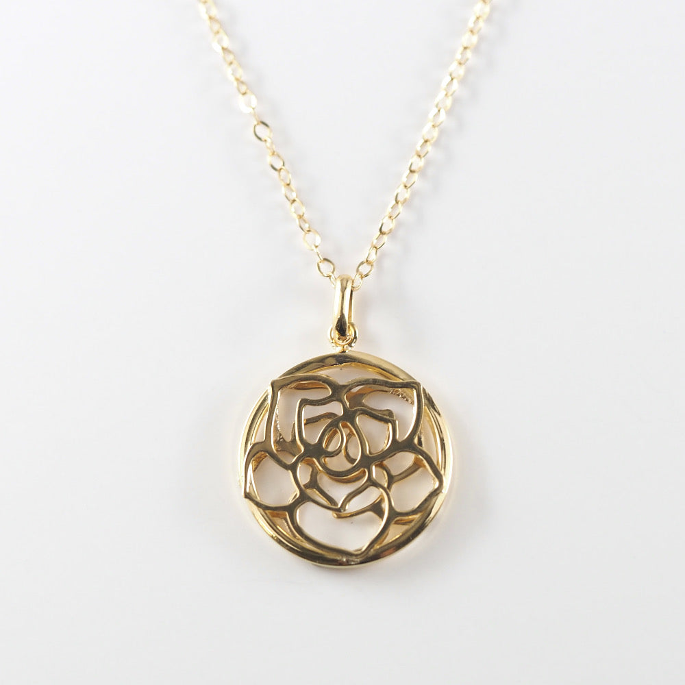 K18 Rose/ローズ ネックレス|薔薇モチーフの繊細な透かし模様が魅力のコインネックレス