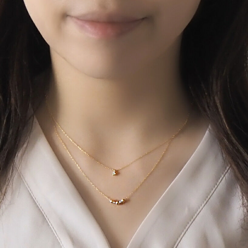 MITURE ダイヤモンド2連ネックレス 着用カット|大人の女性にふさわしいシンプルモダンなデザイン