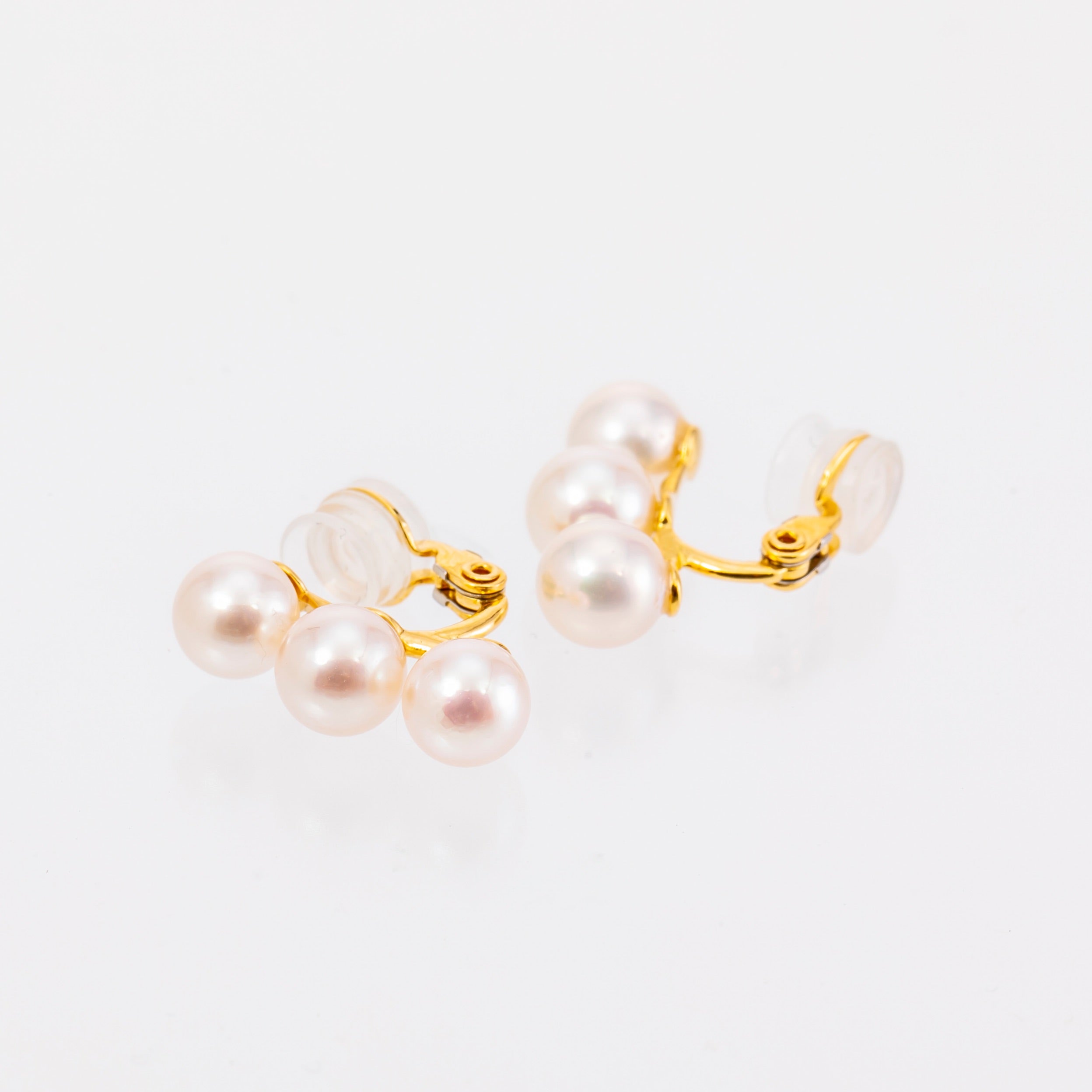 K18 perle/ペルル イヤリング|縦ラインにあこやパールが揺れる痛くなりにくいイヤリング