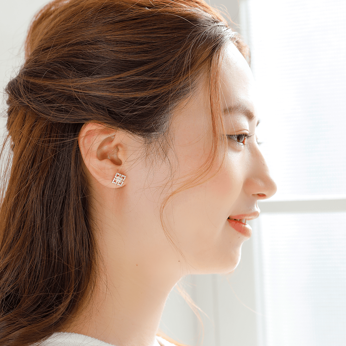 ピアス K18スクエアピアス K18 スクエアダイヤモンドピアス(四角)BQ-127 | 山梨県甲斐市