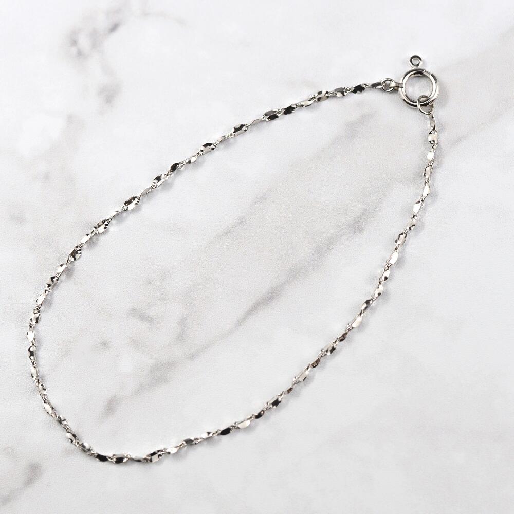 MITURE アミブレスレット 拡大構図｜山梨県甲府市で製作された、強い輝きが魅力の純プラチナチェーンブレスレット