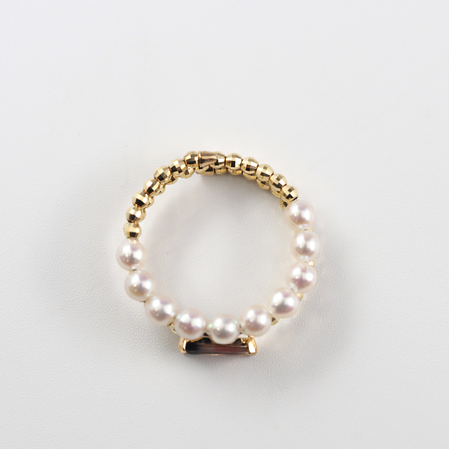 MITURE（ミチュール） K18 フリーサイズリング 山梨県甲府市の職人が手掛けるクラフト感のあるジュエリー。上質な素材と手仕事の温もりが感じられる、大人の女性に似合うリング。