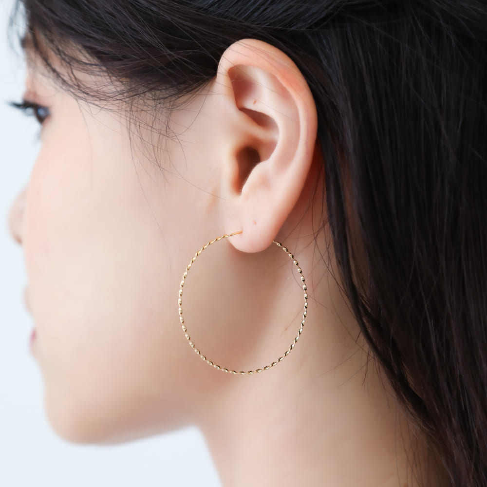 K18 spiral/スパイラル M ピアス｜山梨県甲府市のジュエリーブランド