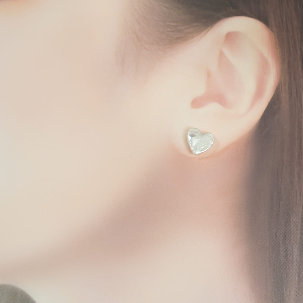 AHKAH k18 ウィスパーハート　ピアス AHKAH k18 ウィスパーハート ピアス ハート ピアス | AHKAH