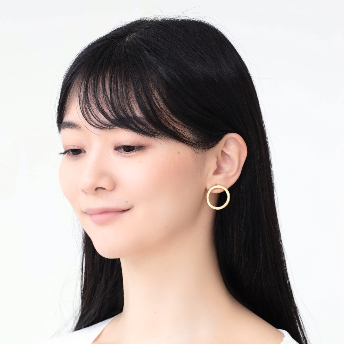 美品 カリーヌパリ　パールピアス まるピアス 美品 カリーヌパリ パールピアス まるピアス 美品 カリーヌパリ